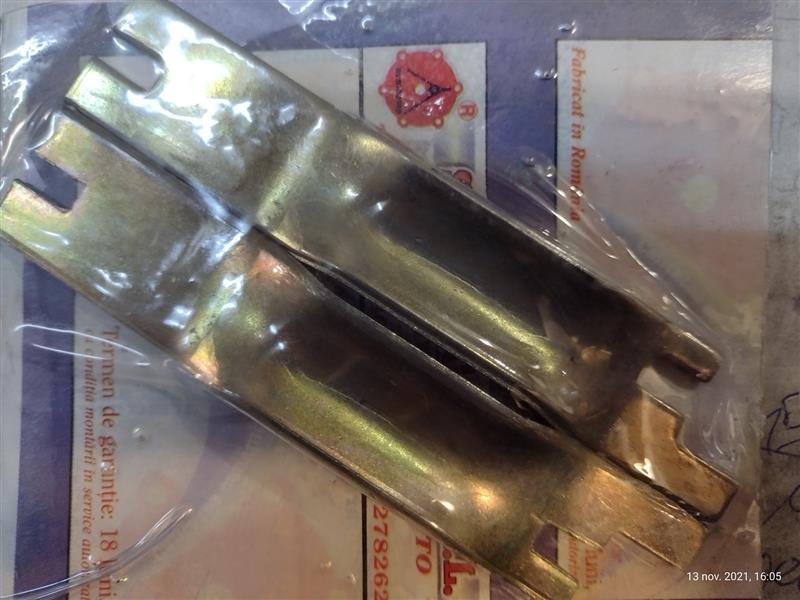 Distantieri saboti Dacia 1300